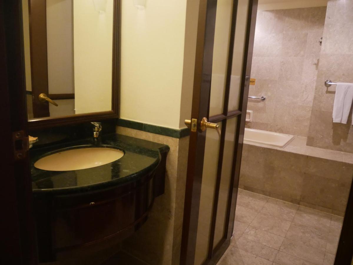 The Bukit Bintang Serviced Residences Kuala Lumpur Exterior photo